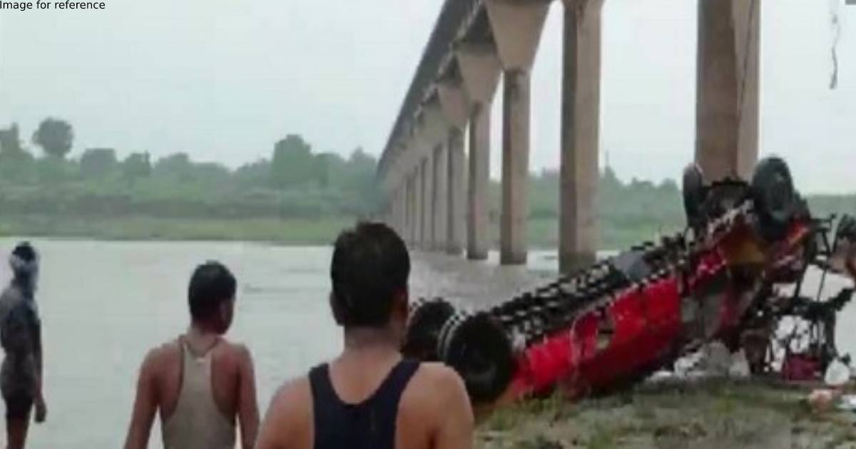 Maharashtra roadways bus falls into MP river: 13 dead, search ops underway for missing
